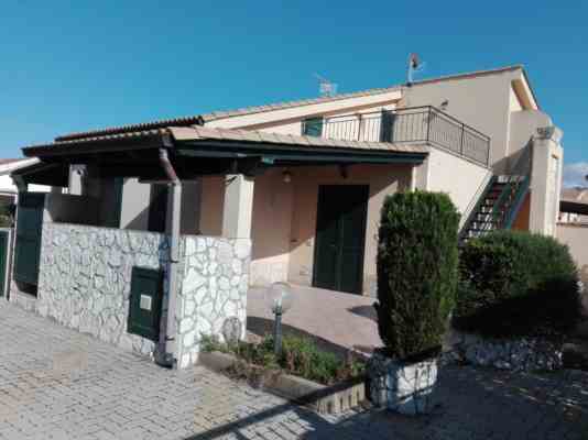 Campofelice di roccella